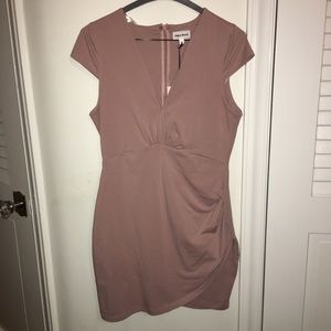 Lavender/mauve mini, bodycon dress!